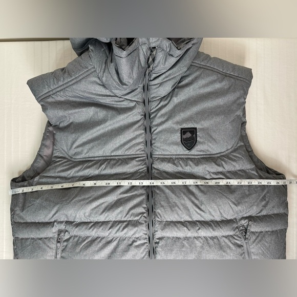 Quechua decathlon gray puffer vest 2XL - Picture 6 of 11